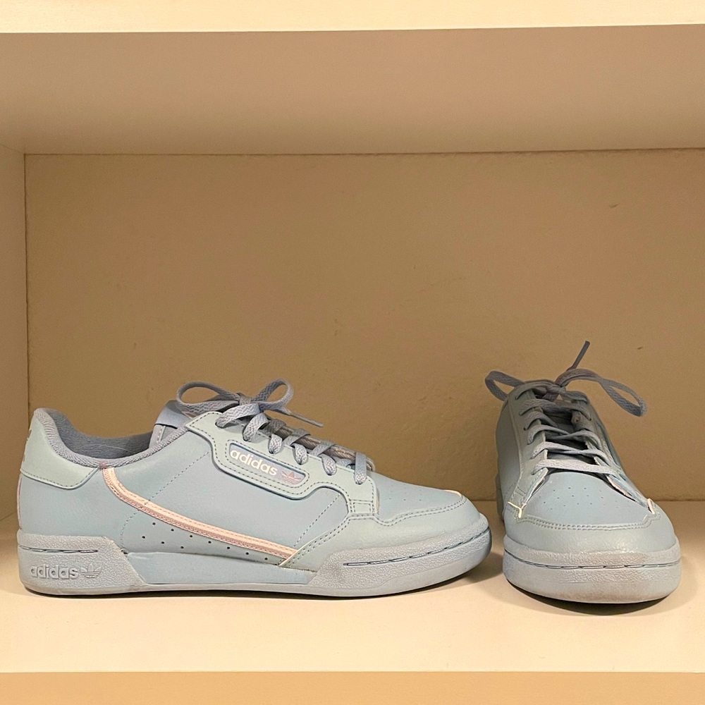 Blue monochrome Adidas